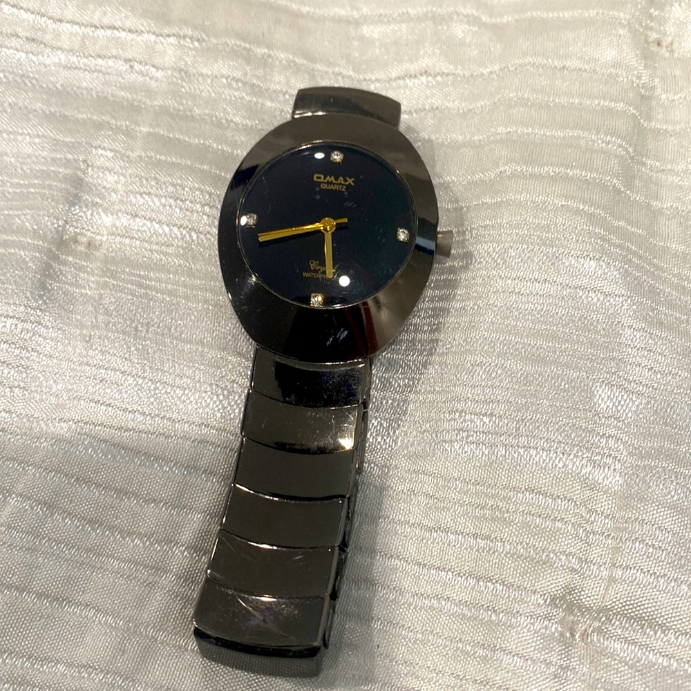 Omax quartz w diamond stones